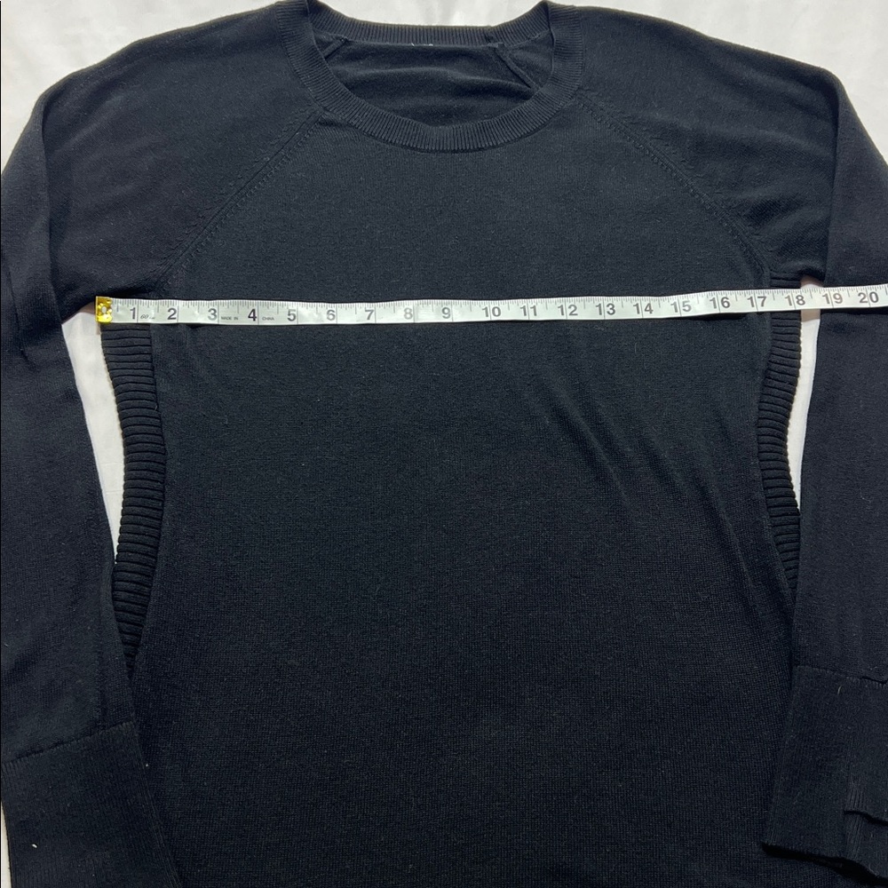 Lululemon hello aloe sweater size 8 - Picture 5 of 7